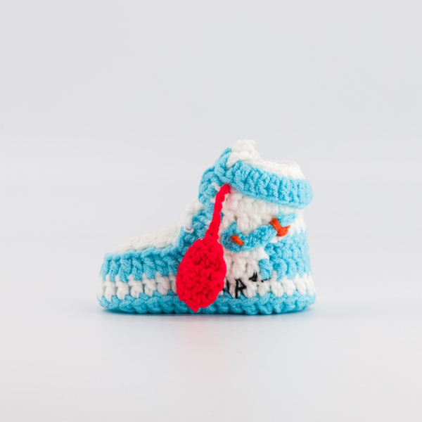 Baby Crochet Sneakers - AJ1 O-W UNC - Baby Sneakers Shop - unisex baby crochet shoes