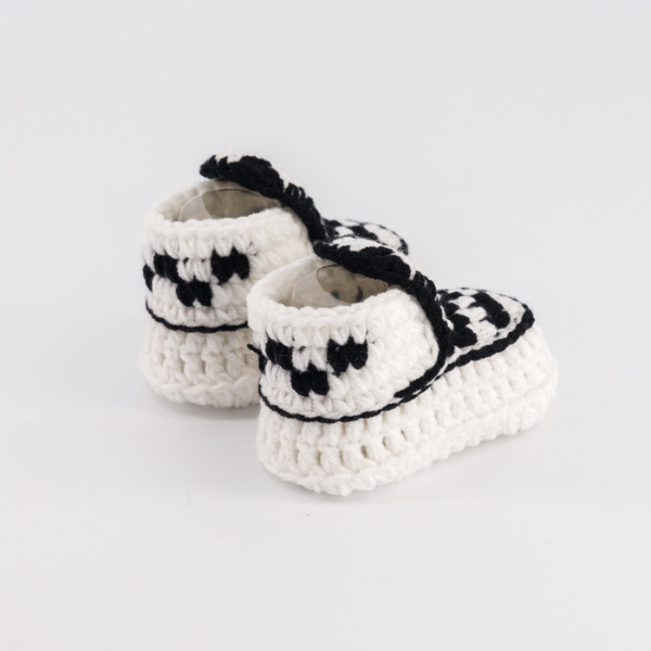 Baby Crochet Sneakers - Vans Checker - Baby Sneakers Shop - unisex baby crochet shoes