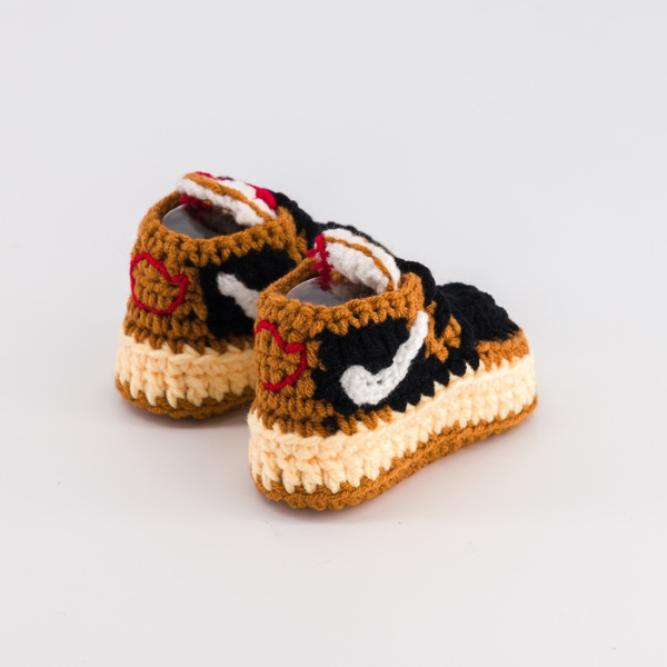 Baby Crochet Sneakers - AJ Low Travis Scott - Baby Sneakers Shop - unisex baby crochet shoes