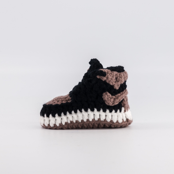 Baby Crochet Sneakers - AJ Chocolat - Baby Sneakers Shop - unisex baby crochet shoes