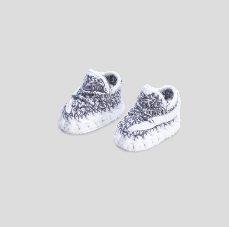 Yeezy best sale baby slippers